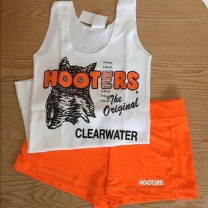 Hooters Outfit